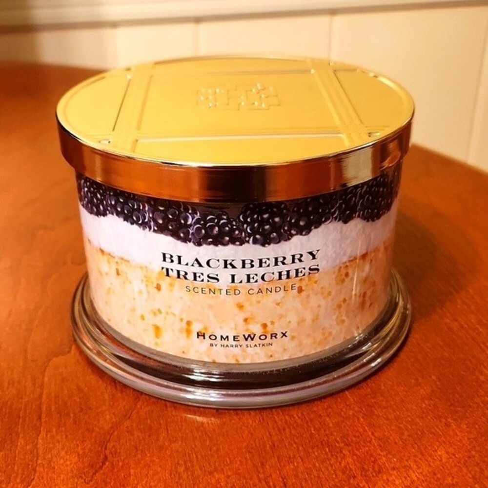 Homeworx "Blackberry Tres Leches" 18oz Jar Candle NEW!